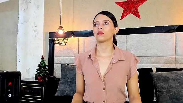 Snapshot of LiliJensen chatting on November 30, 2025, 8:02 pm LiliJensen online show from November 30, 2025, 8:02 pm