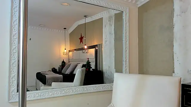 Snapshot of LiliJensen chatting on December 5, 2025, 8:16 pm LiliJensen online show from December 5, 2025, 8:16 pm