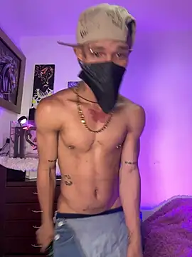 CRAZY-BOY99 online show from May 27, 2026, 1:57 am