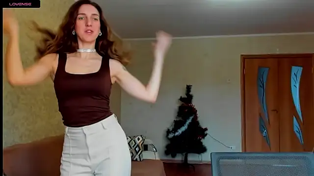 desired zzoya online show from December 18, 2025, 3:56 am