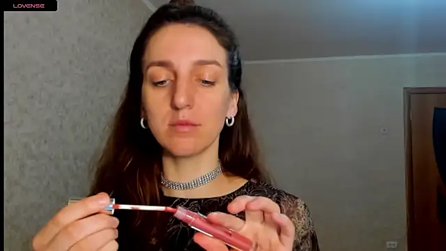 Snapshot of desired_zzoya chatting on April 4, 2026, 1:52 pm desired zzoya online show from April 4, 2026, 1:52 pm