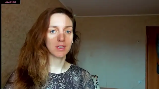 Snapshot of desired_zzoya chatting on April 10, 2026, 2:06 am desired zzoya online show from April 10, 2026, 2:06 am