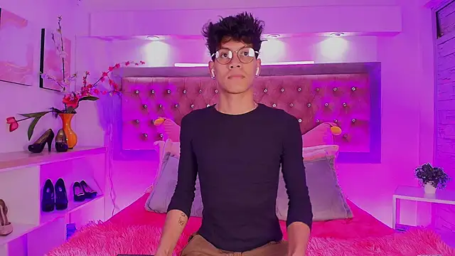 Jonas Rivers online show from October 6, 2025, 12:57 pm