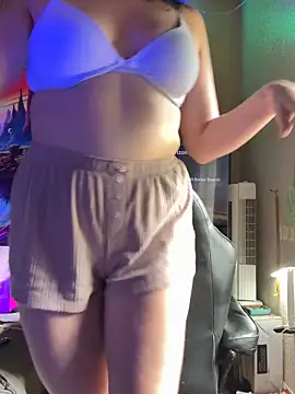 roxxie369 online show from September 25, 2025, 8:12 pm