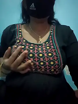 Sexyradha  online show from March 22, 2026, 4:32 pm