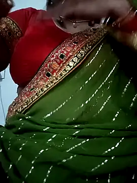 Snapshot of Neha-Bhabhi-Rasily chatting on September 29, 2025, 11:04 am Neha-Bhabhi-Rasily online show from September 29, 2025, 11:04 am