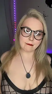 Snapshot of April_Vancee chatting on February 18, 2026, 10:00 am April Vancee online show from February 18, 2026, 10:00 am