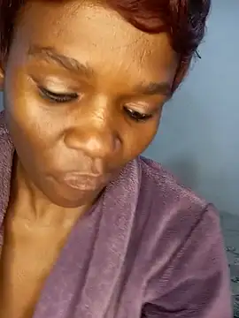 Missvixen81 online show from May 22, 2026, 5:03 am