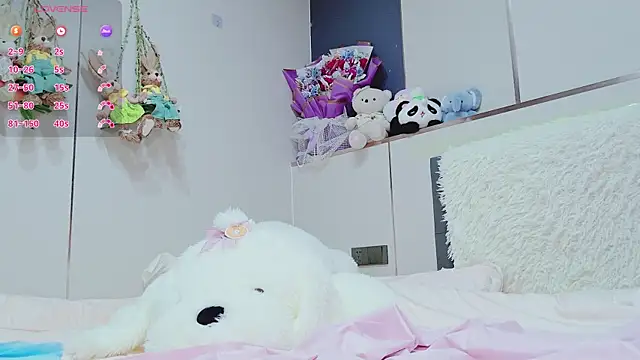 guoguo7777777 online show from April 4, 2026, 1:41 pm