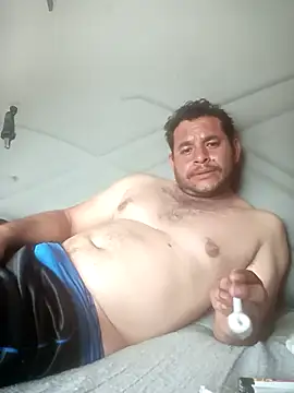 Snapshot of reycorona chatting on February 18, 2026, 8:16 pm reycorona online show from February 18, 2026, 8:16 pm