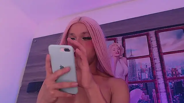 SashaNova online show from November 9, 2025, 5:06 am