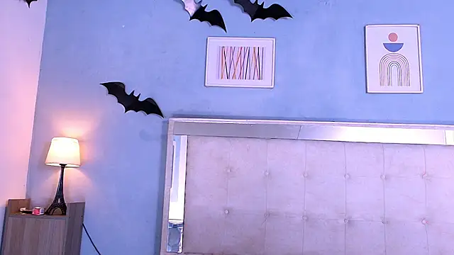 Emily Castillo 1 online show from November 25, 2025, 4:56 am