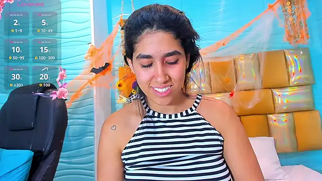 Mia Montess online show from November 1, 2025, 12:56 am