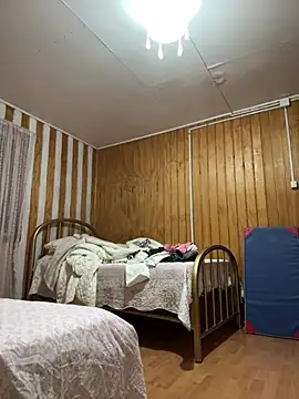 Snapshot of floooohv chatting on February 6, 2026, 2:16 am floooohv online show from February 6, 2026, 2:16 am