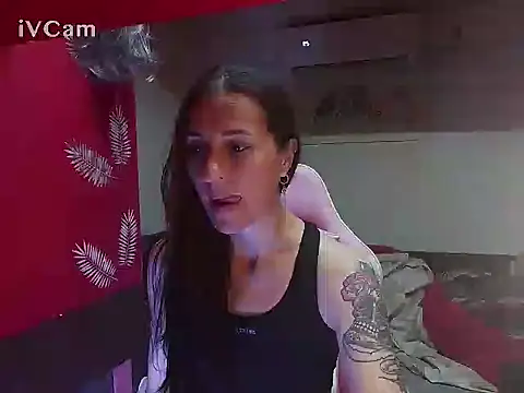 Snapshot of gatitahot-silvy chatting on November 10, 2025, 10:20 pm gatitahot-silvy online show from November 10, 2025, 10:20 pm