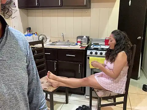 Sollhmaarh online show from April 9, 2026, 2:33 am