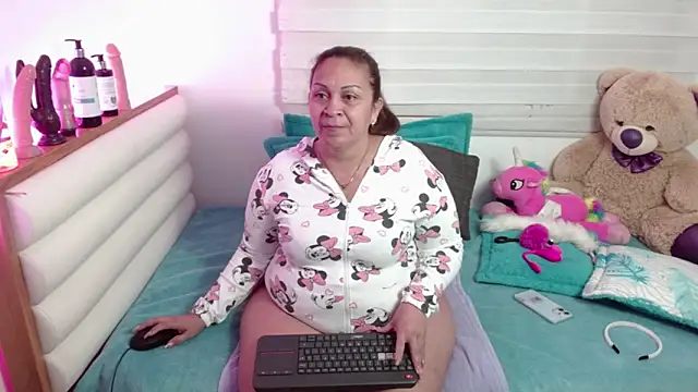 Snapshot of scarlettbooty chatting on May 23, 2026, 10:30 am scarlettbooty online show from May 23, 2026, 10:30 am