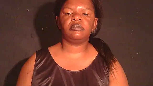 Snapshot of ebony_rose11 chatting on May 23, 2026, 1:44 am ebony rose11 online show from May 23, 2026, 1:44 am