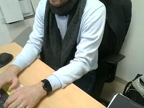 GM51-1988 online show from November 10, 2025, 4:50 pm