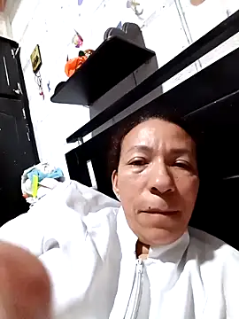 Antonela45 online show from February 12, 2026, 12:27 am