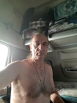 Snapshot of aleksis1313 chatting on March 13, 2025, 3:39 pm aleksis1313 online show from March 13, 2025, 3:39 pm