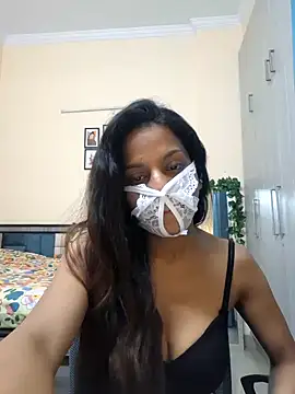 Snapshot of Queen_Ayeshaa chatting on March 5, 2025, 7:49 pm Queen Ayeshaa online show from March 5, 2025, 7:49 pm