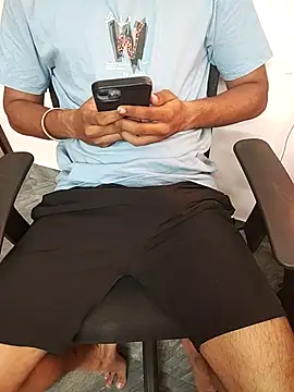 RightFielder online show from July 15, 2026, 6:29 am