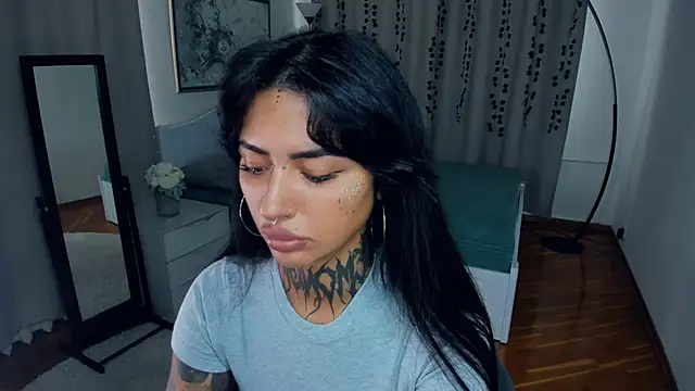 CharimgSabrina online show from September 27, 2025, 6:18 am