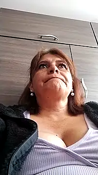 Snapshot of BiancaSteel chatting on May 6, 2026, 9:20 pm BiancaSteel online show from May 6, 2026, 9:20 pm