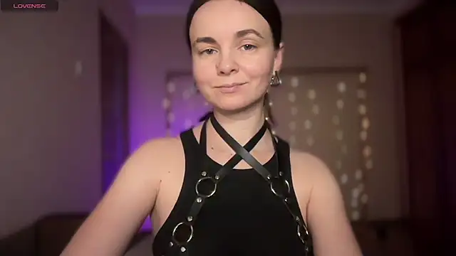 lanaloulou online show from October 25, 2025, 10:26 pm