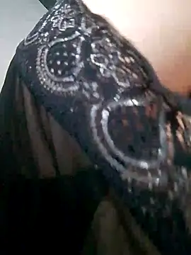 Snapshot of Sandra42 chatting on October 15, 2025, 10:04 am Sandra42 online show from October 15, 2025, 10:04 am