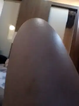 Sandra42 online show from April 12, 2026, 9:58 am