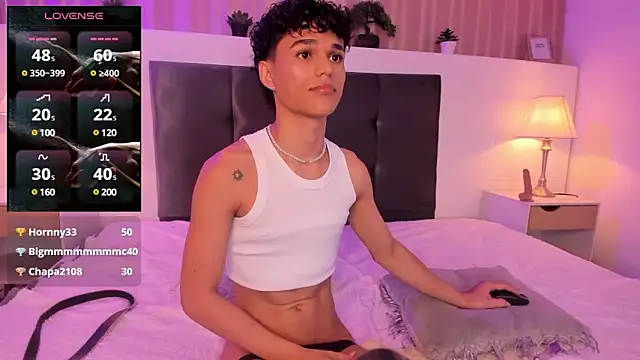 Snapshot of Kai_riptide chatting on March 13, 2025, 9:54 am Kai riptide online show from March 13, 2025, 9:54 am