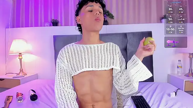 Snapshot of Kai_riptide chatting on September 30, 2025, 8:03 pm Kai riptide online show from September 30, 2025, 8:03 pm