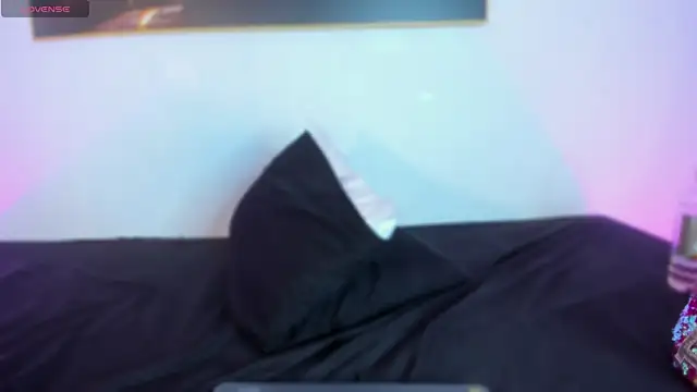 SahraJohnsonn online show from March 11, 2025, 3:34 pm