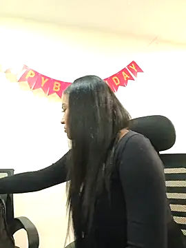 Snapshot of Ariana_Rodriguez chatting on April 20, 2026, 3:04 pm Ariana Rodriguez online show from April 20, 2026, 3:04 pm