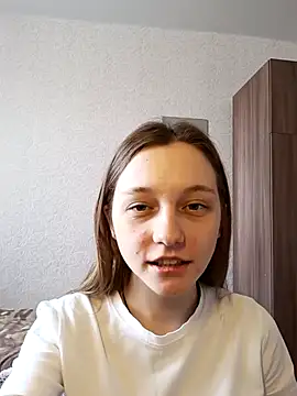 Snapshot of Bonechka chatting on March 13, 2025, 8:04 am Bonechka online show from March 13, 2025, 8:04 am