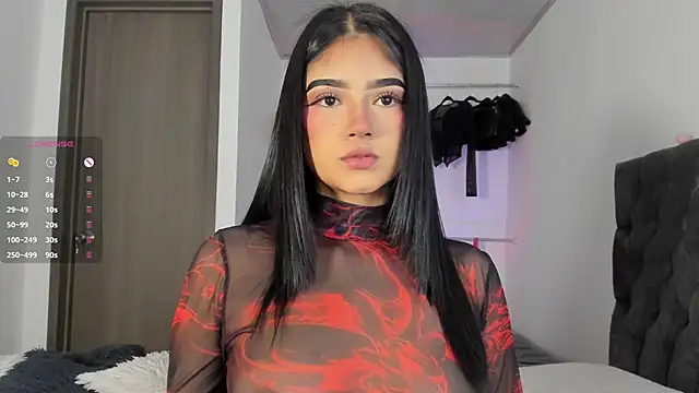 julietaa online show from September 26, 2025, 6:34 pm