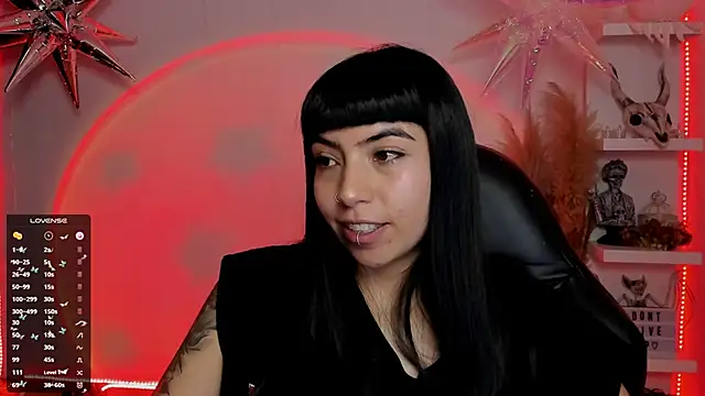 Snapshot of Saraa_Desiree chatting on March 6, 2025, 1:58 am Saraa Desiree online show from March 6, 2025, 1:58 am