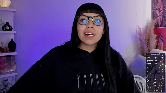 Snapshot of Saraa_Desiree chatting on September 23, 2025, 12:41 pm Saraa Desiree online show from September 23, 2025, 12:41 pm