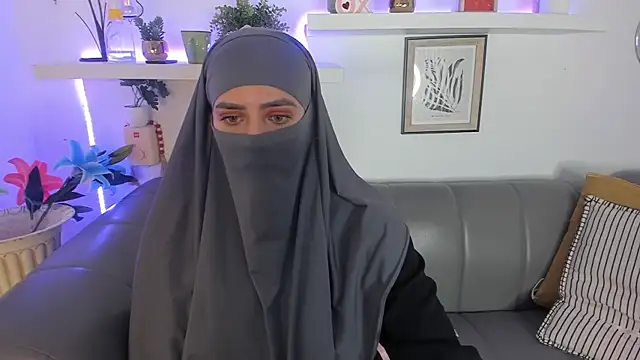 Snapshot of salma_arabicc chatting on November 10, 2025, 4:11 am salma arabicc online show from November 10, 2025, 4:11 am