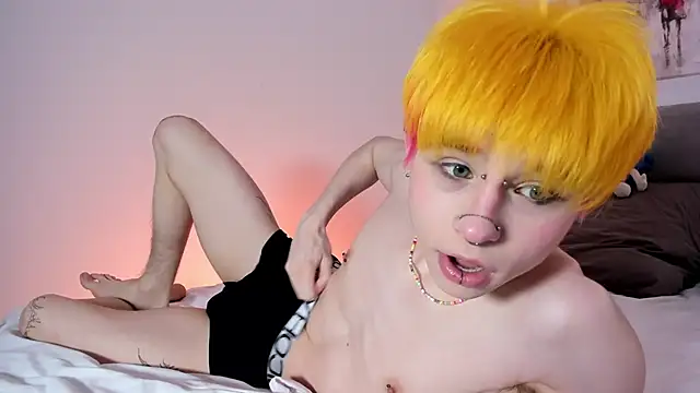 Alex Vallley online show from March 14, 2025, 11:32 pm