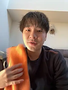 waka3232 online show from December 4, 2025, 12:20 am