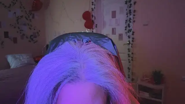 Wane Witch online show from March 6, 2026, 8:27 pm