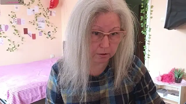 Wane Witch online show from April 26, 2026, 8:45 am