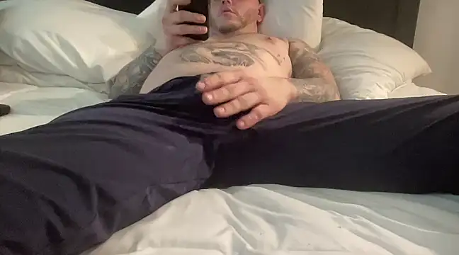 Snapshot of Thegreatwhitepipe chatting on March 18, 2025, 4:26 pm Thegreatwhitepipe online show from March 18, 2025, 4:26 pm