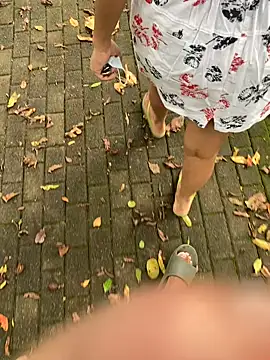 Snapshot of UproseOval chatting on October 19, 2025, 9:10 am UproseOval online show from October 19, 2025, 9:10 am