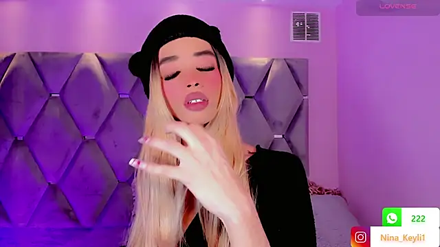 Snapshot of Nina_Keyli chatting on November 10, 2025, 7:24 pm Nina Keyli online show from November 10, 2025, 7:24 pm