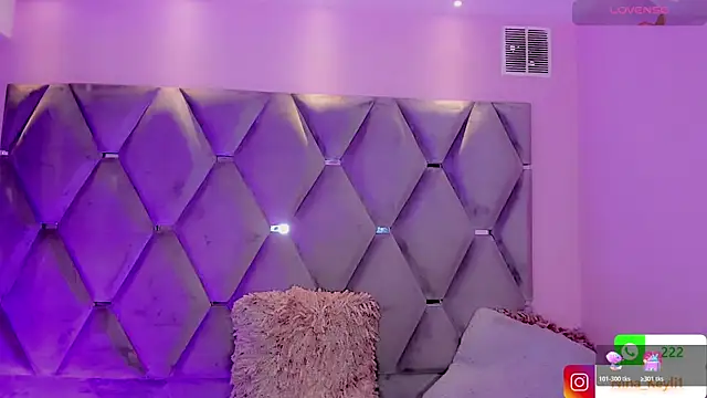 Snapshot of Nina_Keyli chatting on November 11, 2025, 7:25 pm Nina Keyli online show from November 11, 2025, 7:25 pm