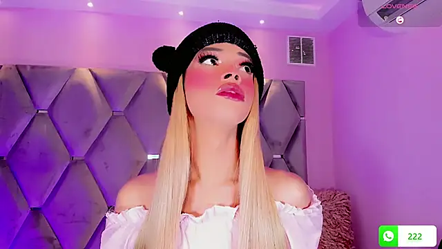 Snapshot of Nina_Keyli chatting on November 16, 2025, 7:41 pm Nina Keyli online show from November 16, 2025, 7:41 pm